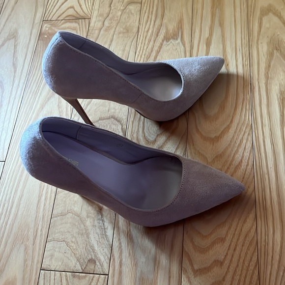 Never work before - 5 inch High heels - Pretty Little Thing - Faux Suede size 7 - Picture 4 of 5
